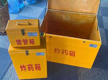 乌什玻璃雷管箱生产标准全解析：安全、性能与合规的基石